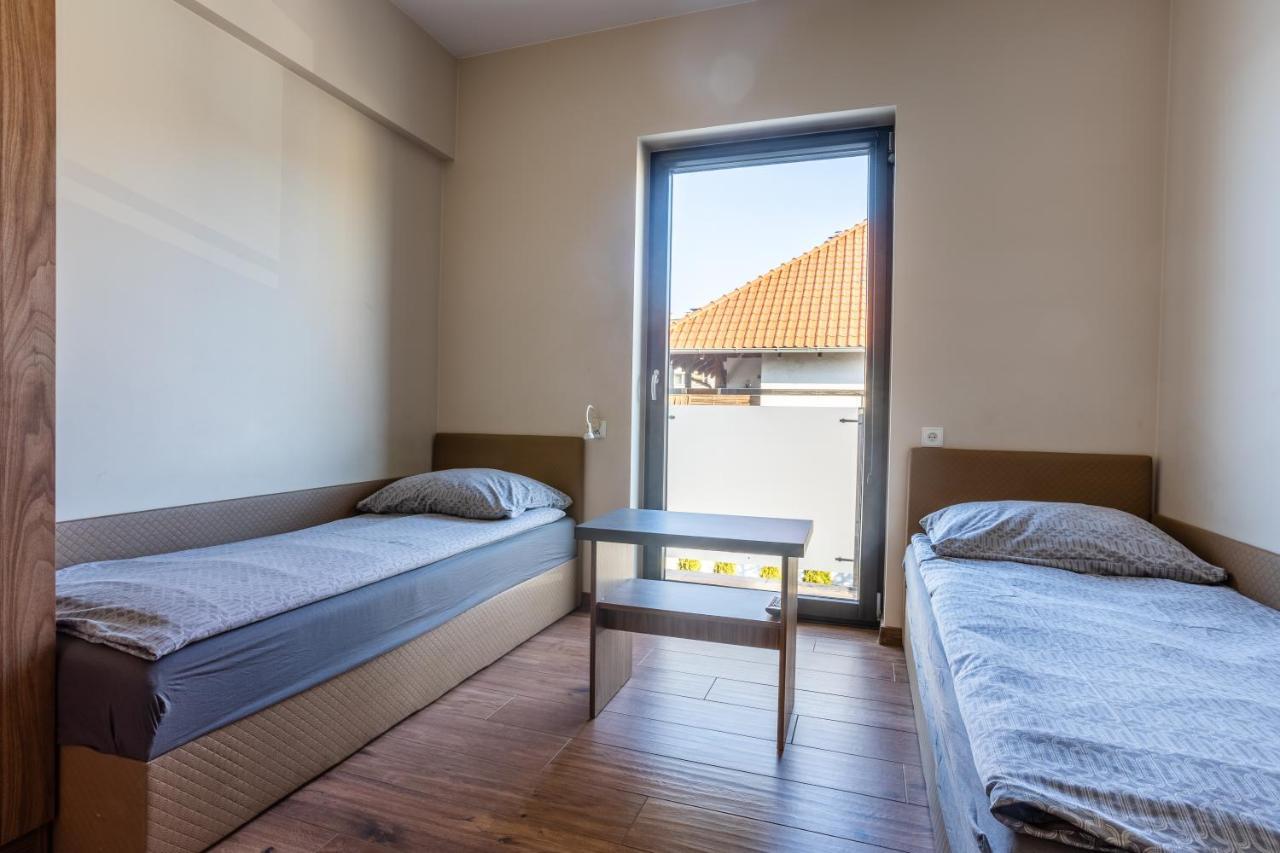 Noclegijarocin Bed & Breakfast Dış mekan fotoğraf