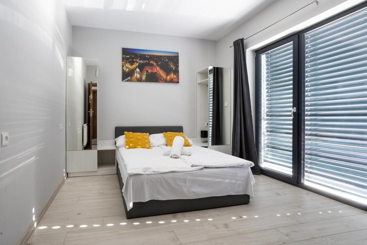 Noclegijarocin Bed & Breakfast Dış mekan fotoğraf