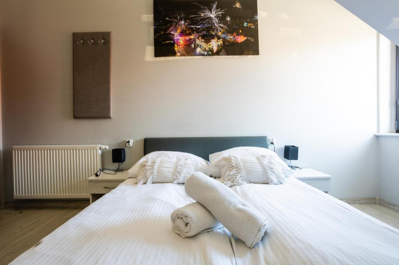 Noclegijarocin Bed & Breakfast Dış mekan fotoğraf