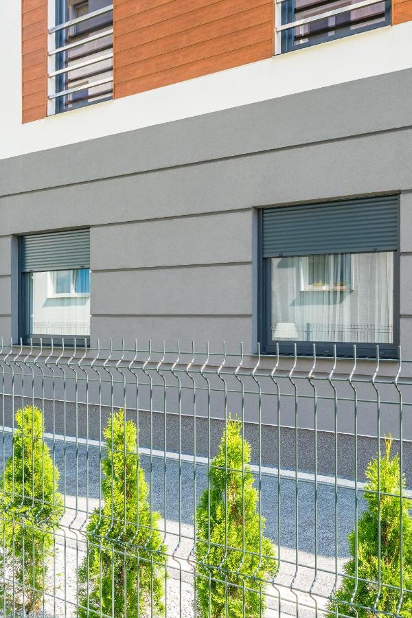 Noclegijarocin Bed & Breakfast Dış mekan fotoğraf